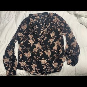 Long sleeve shirt